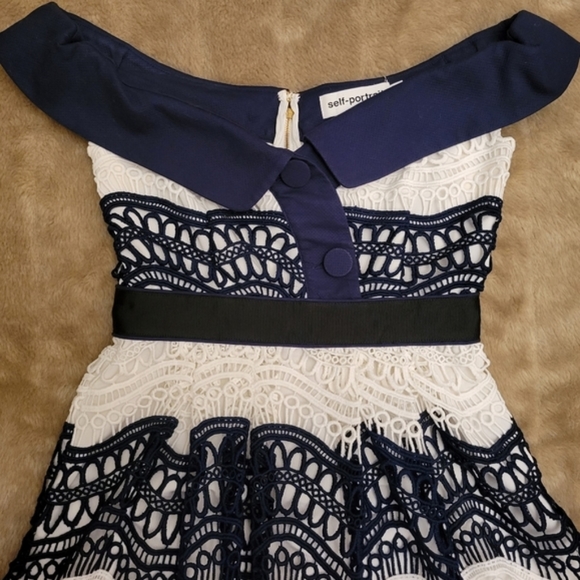 Self-Portrait Off-the-Shoulder Wave Guipure Short Dress - Picture 5 of 12